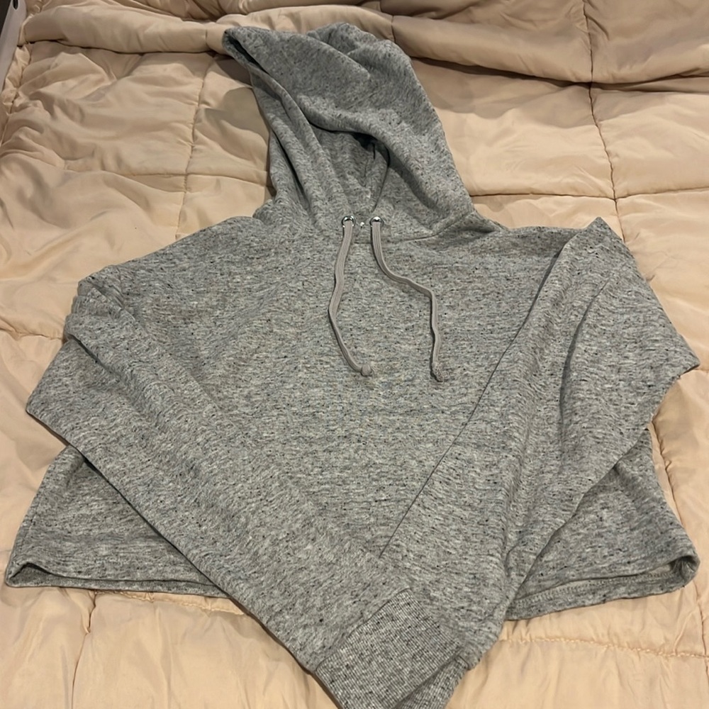 Cropped hoodie